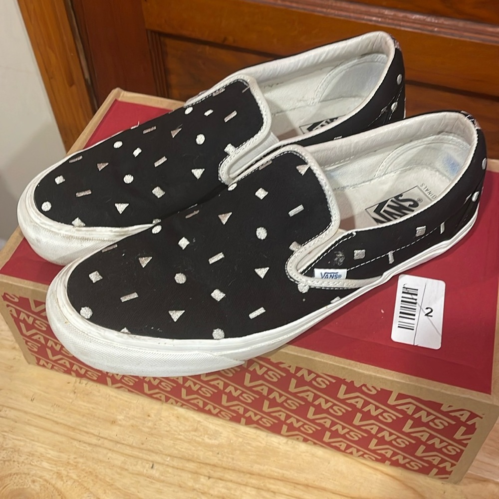 Vans Vault OG Slip On LX Black White Embroidered Shapes